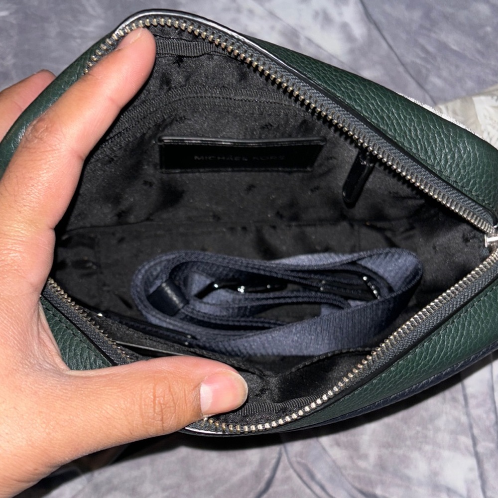 Michael Kors Black and White Men's Bag - Picture 5 of 6